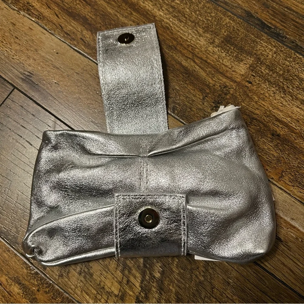 GERMAN FUENTES women's bow‎ clutch bag in silver NWT